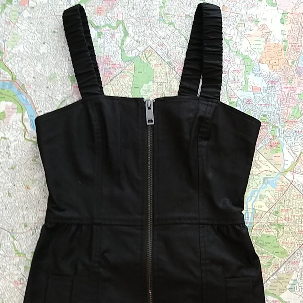Burberry London Front Zip Sundress Sz. 2 - Picture 5 of 10